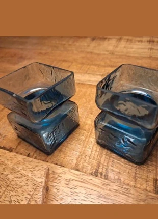 Pala vaasjes, ontworpen door Helena Tynell voor Riihimäen Lasi, merk: Riihimaen Lasi, staat: Heel goed, € 50,00, € 53,20 inclusief Kopersbescherming