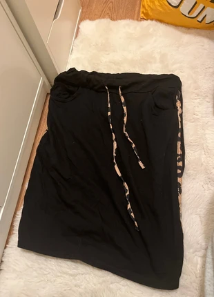 Rokje met panterprint, merk: merkloos, staat: Heel goed, maat: M / 38 / 10, € 2,50, € 3,33 inclusief Kopersbescherming