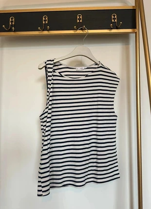 <3 Asymmetrisch topje met strepen – Mango – maat S, marque: Mango, état: Très bon état, taille: S / 36 / 8, 4,99 €, 5,94 € Protection acheteurs incluse