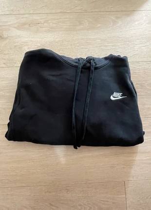 Pull noir Nike / Taille XS / logo blanc, marque: Nike, état: Bon état, taille: XS, 3,00 €, 3,85 € Protection acheteurs incluse