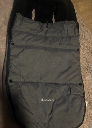 Winter voetenzak, brand: Altabebe, condizioni: Buone, €4.00, €4.90 include la Protezione acquisti
