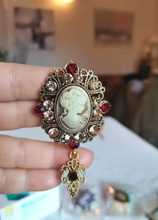Broche camée vintage, état: Neuf avec étiquette, 5,00 €, 5,95 € Protection acheteurs incluse