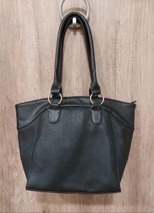 Borsa nera con tracolla e doppio manico, état: Très bon état, 7,00 €, 8,05 € Protection acheteurs incluse