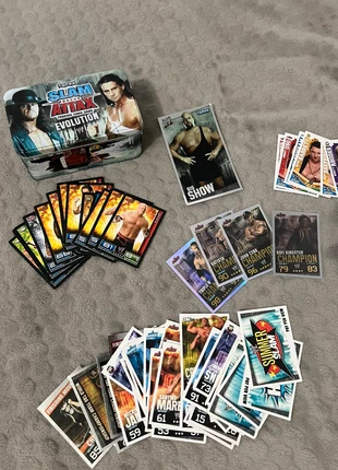 Lot cartes Topps WWE Slam Attax 2009 + Boîte métal Undertaker, marque: Topps, état: Très bon état, 10,00 €, 11,20 € Protection acheteurs incluse