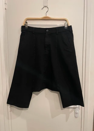 BLACK Comme des Garçons Wool Wide-Leg Drop-Crotch Shorts – Size S (1M-P008), marque: Comme des Garçons, état: Neuf sans étiquette, taille: S / 36 / 8, 140,00 €, 147,70 € Protection acheteurs incluse