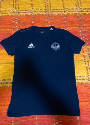 T-shirt Adidas., brand: adidas, condizioni: Ottime, taglia: M, €2.00, €2.80 include la Protezione acquisti