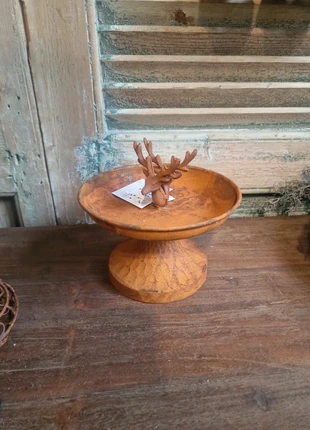 Rustieke roest etagere met hertenkop M, merk: vanEtje Stoer wonen Collectie, staat: Heel goed, € 13,95, € 15,35 inclusief Kopersbescherming