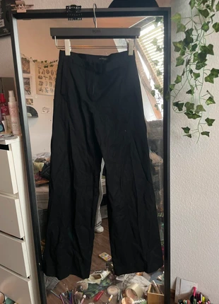 Wide leg anzugshose, brand: Sisley, condizioni: Ottime, taglia: S / IT 40 / EU 36, €6.00, €7.00 include la Protezione acquisti