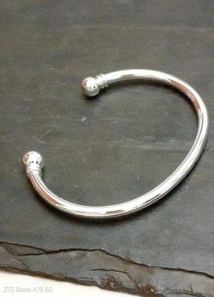 Brazalete abierto colección 2025, merk: Local, staat: Nieuw met prijskaartje, € 6,35, € 7,37 inclusief Kopersbescherming