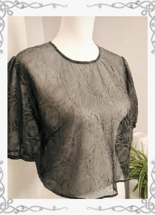 Crop top transparent NA-KD 38 / crop top transparente 38, merk: NA-KD, staat: Heel goed, maat: M / 38 / 10, € 10,90, € 12,15 inclusief Kopersbescherming