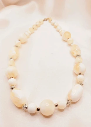 Collier pearls Collier perle necklace pearl quiet luxury heritage old money white vintage, marque: Vintage Chic, état: Très bon état, 4,00 €, 4,90 € Protection acheteurs incluse