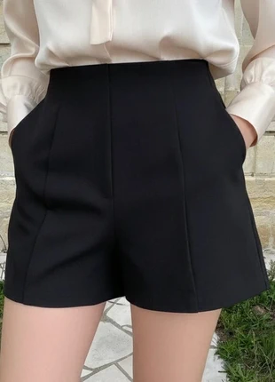 Short noir taille haute élégant avec poches – style chic minimaliste, brand: Élyra Paris, condition: Very good, size: S / 36 / 8, €32.90, €35.25 includes Buyer Protection