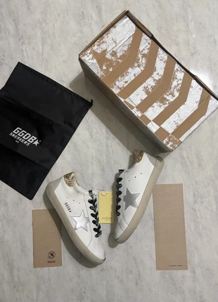 Golden Goose – Paillettes Dorées & Argentée 38 💛🤍, brand: Golden Goose, condizioni: Ottime, taglia: 38, €150.00, €158.20 include la Protezione acquisti