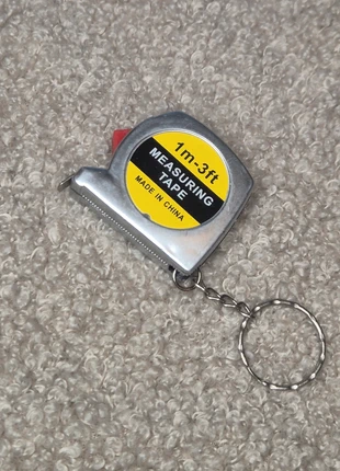 🔨 Sleutelhanger rolmaat, marque: Handy, état: Neuf sans étiquette, 3,50 €, 4,38 € Protection acheteurs incluse