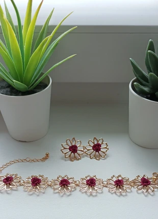 Ensemble bracelet neuf et boucles d'oreilles neuves casual bohème chic fleurs🌺, merk: Tendance, staat: Nieuw met prijskaartje, € 8,50, € 9,63 inclusief Kopersbescherming