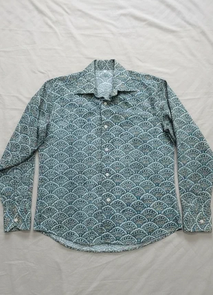 camisa Italiana de manga larga con estampado de ondas japonesas en azul tintero Size XL, marca: Local, estado: Muito bom, tamanho: XL, €15.00, €16.45 inclui Proteção do Comprador