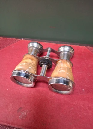 Vintage Opera Glasses – Made in Japan – Chrome & Faux Mother-of-Pearl – 8.5 x 10 cm, état: Satisfaisant, 24,00 €, 25,90 € Protection acheteurs incluse
