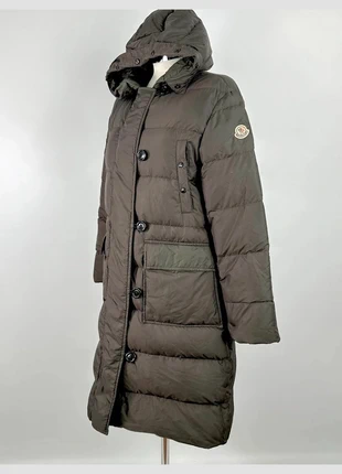 Piumino Moncler Lungo con logo spalla caldo bottoni  – 3, marca: Moncler, estado: Muito bom, tamanho: L / 40 / 12, €149.00, €157.15 inclui Proteção do Comprador Pro