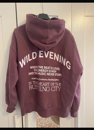 felpa oversize viola, brand: Pull & Bear, condizioni: Ottime, taglia: S / IT 40 / EU 36, €12.00, €13.30 include la Protezione acquisti