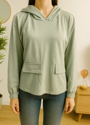 Jolie sweat a capuche vert taille 42, brand: Made In Italy, condition: Very good, size: XL / 42 / 14, €12.99, €14.34 includes Buyer Protection Pro