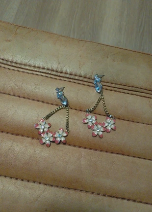 Oorbellen met bloemetjes, merk: merkloos, staat: Heel goed, € 3,00, € 3,85 inclusief Kopersbescherming