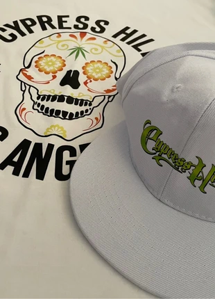 Lot T-shirt et Casquette, zustand: Neu, größe: XL, 19,00 €, 20,65 € beinhaltet Vinted-Käuferschutz Pro