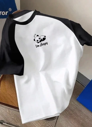 T-shirt ajusté à col rond avec imprimé panda mignon, merk: Vintage Dressing, staat: Nieuw zonder prijskaartje, maat: M / 38 / 10, € 10,00, € 11,20 inclusief Kopersbescherming