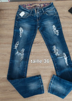 Jeans à trou, brand: Fashion Denim, condition: Good, size: S / 36 / 8, €3.00, €3.85 includes Buyer Protection