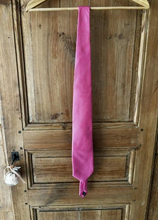 Cravate 100% soie Rose, marke: Rose, zustand: Sehr gut, 14,00 €, 15,40 € inklusive Vinted-Käuferschutz