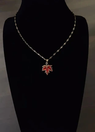 Ensemble collier et boucles d’oreilles doré feuille d'érable neuf, condition: New without tags, €24.00, €25.90 includes Buyer Protection