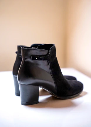 Bottines noires toutes en cuir et daim- Projetto 38- made in Italy, brand: Vintage Dressing, condition: Good, size: 38, €13.00, €14.35 includes Buyer Protection