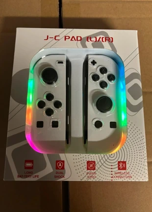 🎮 Manette Switch Joy-Con Blanc Compatibles Toutes Consoles !, marque: manette switch, état: Neuf avec étiquette, 20,00 €, 21,70 € Protection acheteurs (Pro) incluse