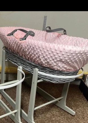 Pink dimple Moses basket with stand, brand: Dimpel, condition: Very good, £10.00, £11.10 includes Buyer Protection