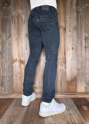 Jean Levi’s 511 slim noir, marque: Levi's, état: Très bon état, taille: W29 | FR 38, 36,00 €, 38,50 € Protection acheteurs (Pro) incluse