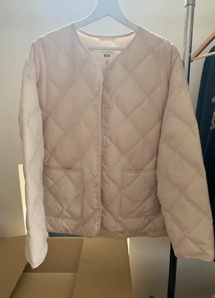 Veste matelassée uniqlo, merk: Uniqlo, staat: Heel goed, maat: S / 36 / 8, € 45,00, € 47,95 inclusief Kopersbescherming