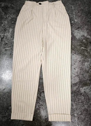 Pantalon femme Bershka rayé beige taille M/38 – style chic casual, brand: Bershka, condition: Very good, size: M / 38 / 10, €12.00, €13.30 includes Buyer Protection