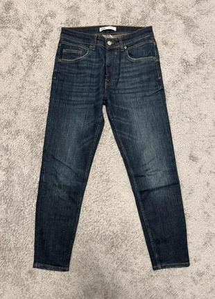 Jean pantalon bleu foncé Zara, merk: Zara, staat: Heel goed, maat: W31 | FR 40, € 2,99, € 3,84 inclusief Kopersbescherming