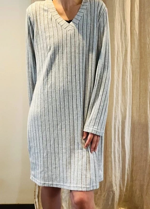 Robe pull gris claire - Taille 50, brand: Jaminni&Cie, condizioni: Ottime, taglia: 5XL / IT 54 / EU 50, €15.00, €16.45 include la Protezione acquisti Pro