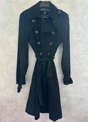 Trench velours côtelé corduroy vintage version sud taille 2, marque: version sud, état: Très bon état, taille: M / 38 / 10, 15,00 €, 16,45 € Protection acheteurs incluse