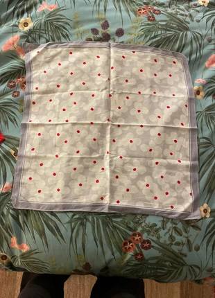 Petit foulard 45x45 cm, brand: sansnom., condizioni: Nuovo senza cartellino, €4.00, €4.90 include la Protezione acquisti