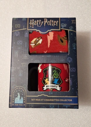 Set Mug + chaussette collector harry potter neuf, brand: Harry Potter, condizioni: Nuovo con cartellino, €12.00, €13.30 include la Protezione acquisti