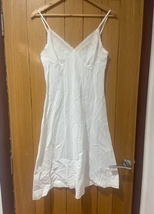 White Nightgown, brand: St Michael, condition: Very good, size: M / 10, £3.00, £3.85 includes Buyer Protection