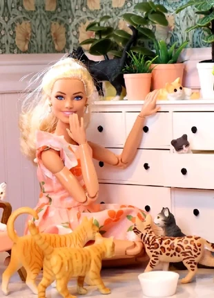 Commode Barbie miniature, marque: commode miniature, état: Très bon état, taille: Taille unique, 18,00 €, 19,60 € Protection acheteurs incluse