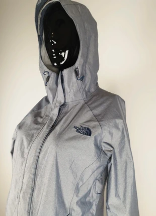 Imperméable à capuche the North face Femme taille S , très bon état, marque: The North Face, état: Très bon état, taille: S / 36 / 8, 25,00 €, 26,95 € Protection acheteurs (Pro) incluse