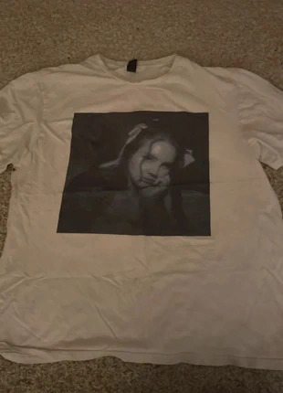 Lana del rey t-shirt official merch, brand: MERCH, condition: Very good, size: M / UK 12-14, £15.00, £16.45 includes Buyer Protection
