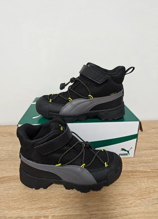 Scarpe puma taglia 33 nuove mai indossate, brand: Puma, condizioni: Nuovo con cartellino, taglia: 33, €33.00, €35.35 include la Protezione acquisti Pro
