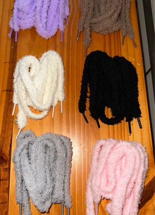Lot de 6 paire Lacets fluffy, merk: Fluffy, staat: Nieuw zonder prijskaartje, maat: Overige, € 18,00, € 19,60 inclusief Kopersbescherming