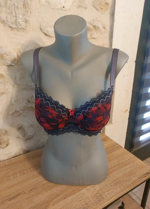 Soutien gorge gorteks neuf 85 f, marque: Gorteks, état: Neuf avec étiquette, taille: 85F, 12,00 €, 13,30 € Protection acheteurs incluse