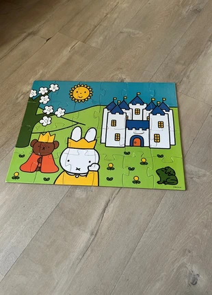 Puzzle Miffy 24 pièces, marque: Miffy, état: Très bon état, 3,00 €, 3,85 € Protection acheteurs incluse