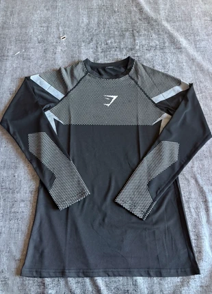 onyx 5.0 seamless long sleeve t-shirt, marque: Gymshark, état: Très bon état, taille: M, 50,00 €, 53,20 € Protection acheteurs incluse